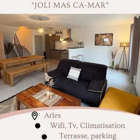 بيت للعطل Joli Mas Ca-mar آرْلْ